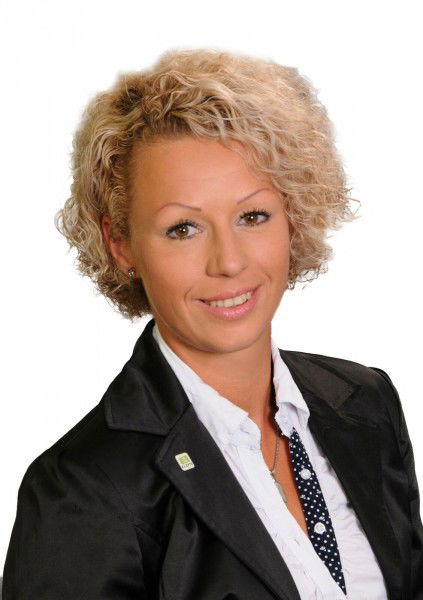 Ingatlanközvetítő